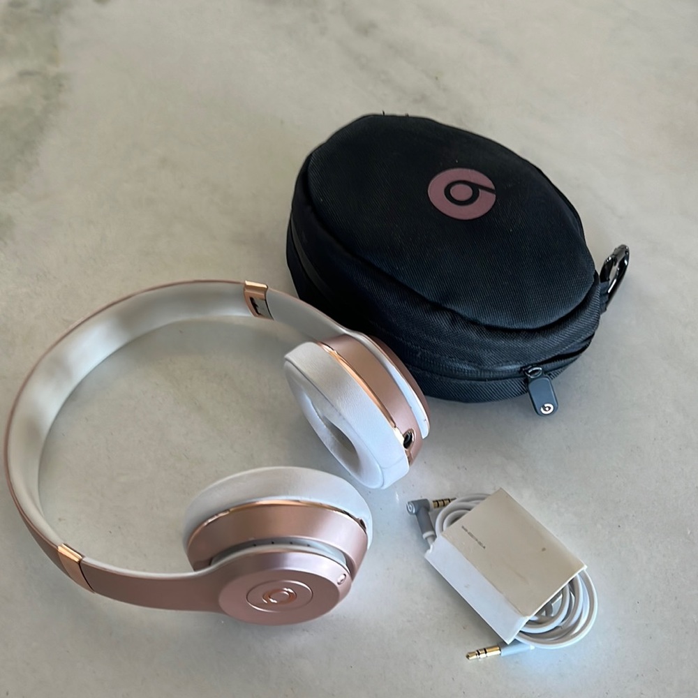 Rose gold beats